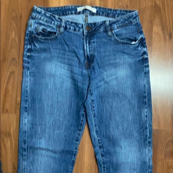 Bluenotes Mid Rise Crop Boyfriend Jeans - Picture 4 of 10